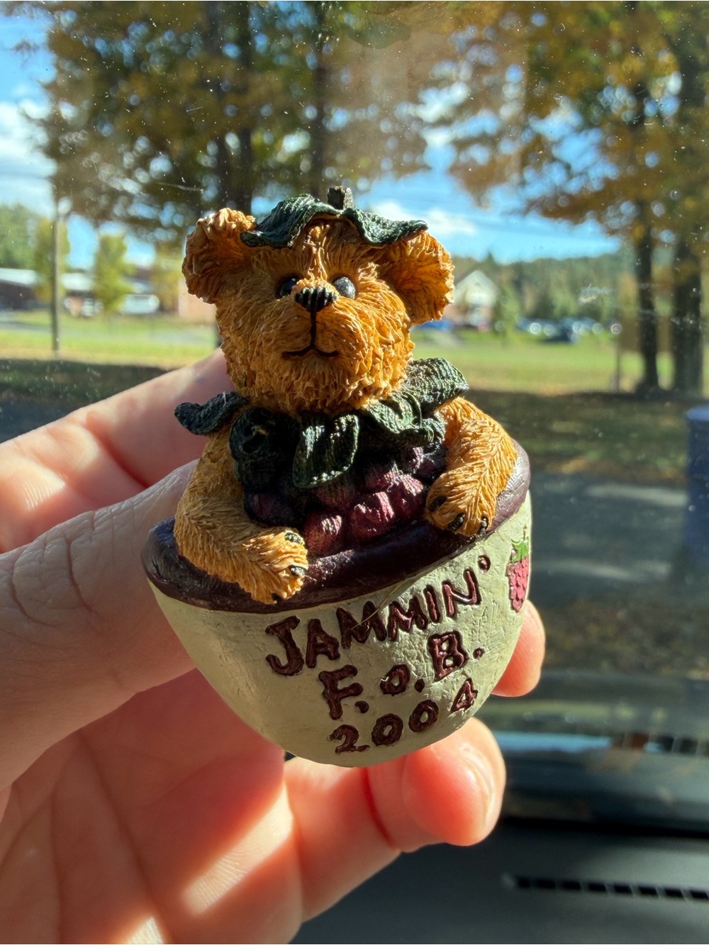 Boyds Bears Jammin' Bear Brooch Pin F.o.B.  Berry Cute and Delicious